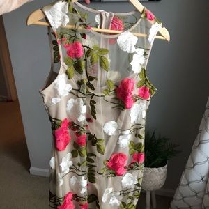 Beautiful Spring/Summer Calvin Klein dress, size 12! So flattering!